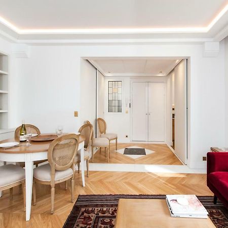 Luxury Montaigne Apartment Paris Dış mekan fotoğraf
