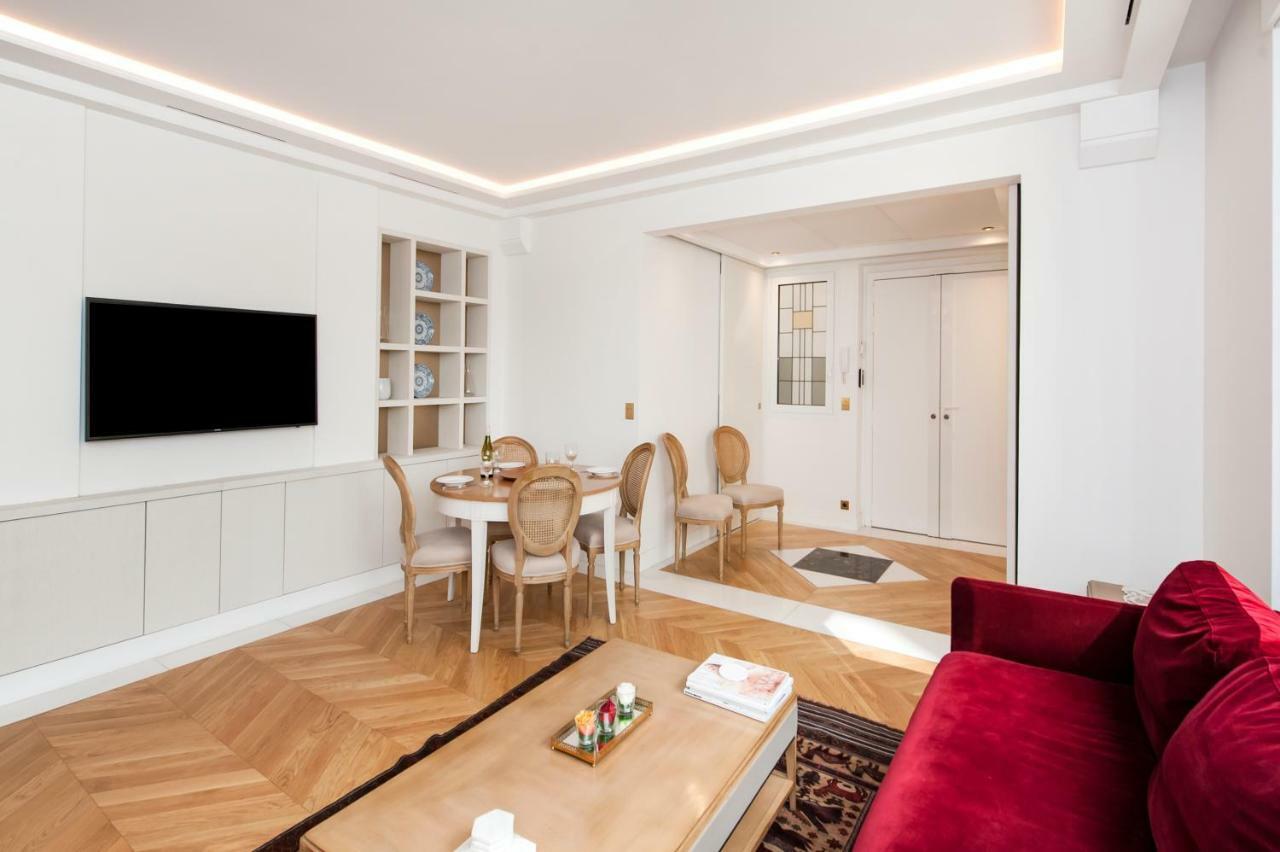 Luxury Montaigne Apartment Paris Dış mekan fotoğraf