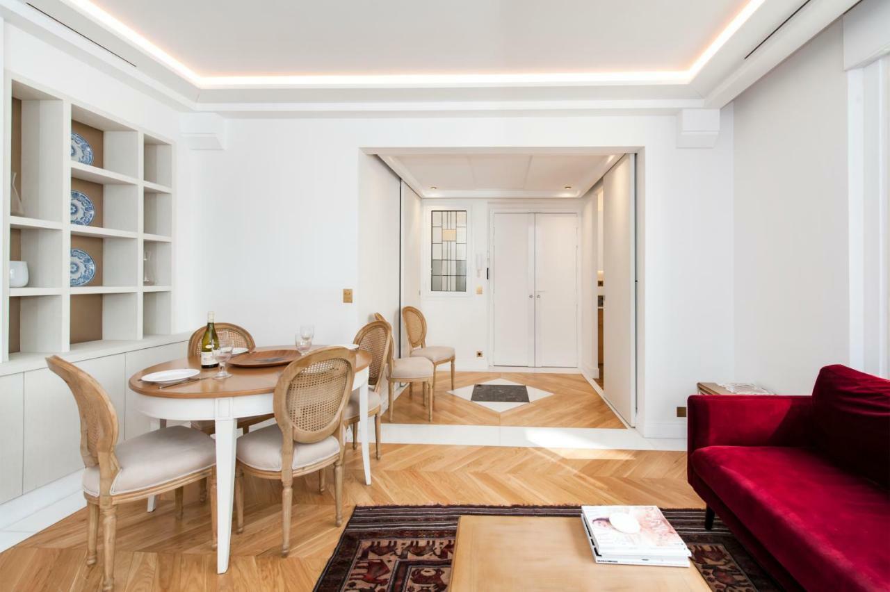 Luxury Montaigne Apartment Paris Dış mekan fotoğraf