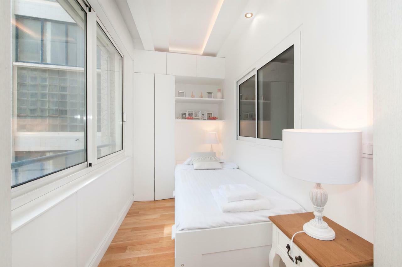 Luxury Montaigne Apartment Paris Dış mekan fotoğraf