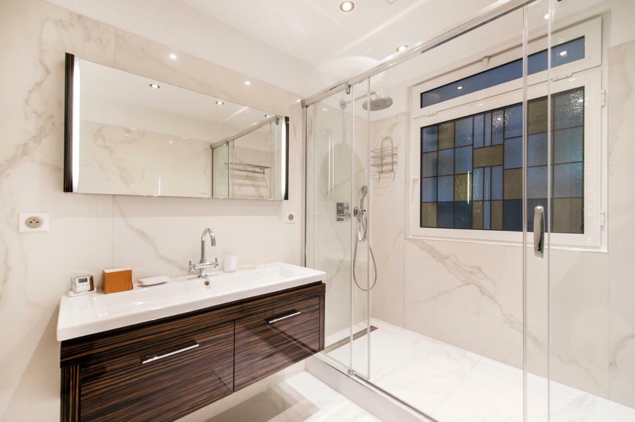 Luxury Montaigne Apartment Paris Dış mekan fotoğraf